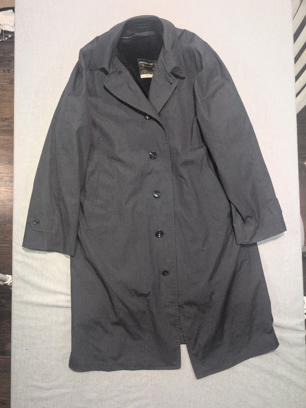 London Fog Maincoats black long coat with pile lining size 40 L